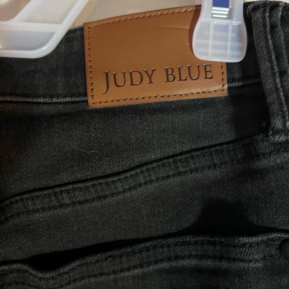 Judy Blue Black Distressed Flare Jeans Size 11 - Picture 6 of 6